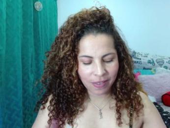 YanisAriel webcam model stream image