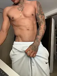 sendfer webcam stripchat model stream image