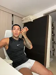 sendfer webcam stripchat model stream image