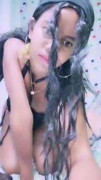 Camillah02 webcam model stream image