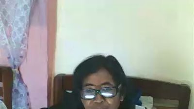 Maximienne webcam model stream image