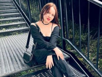 MiaBonda webcam model stream image