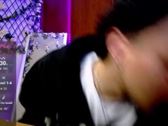 aaron_sanz_ webcam model stream image