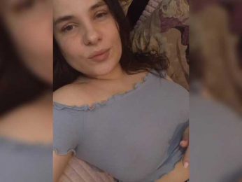 PrettyWitch webcam model stream image