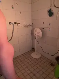 yichengm webcam model stream image