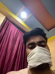 Bull_inside29 webcam model stream image