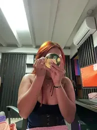 MaluLopez webcam model stream image