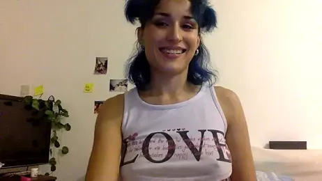 kendrafarq webcam model stream image