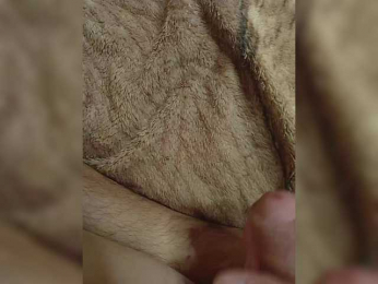 Yna-and-Yn webcam model stream image