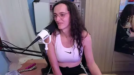 MemiSecrets webcam model stream image