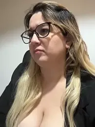 amooraaamoon webcam model stream image