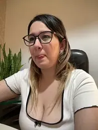 amooraaamoon webcam model stream image