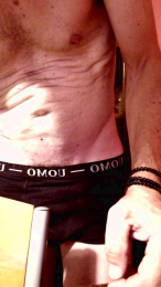 Ossigeno webcam model stream image