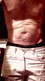 Ossigeno webcam model stream image