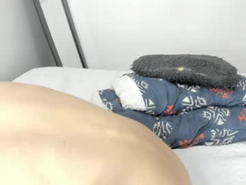 andrea_cherryy_ webcam model stream image
