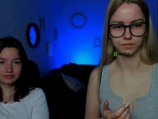 meddi-gold webcam model stream image
