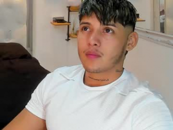 lunay_xtreemboy webcam model stream image