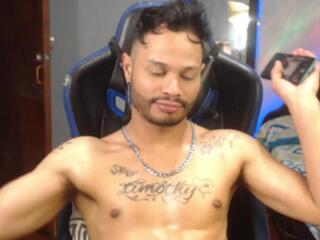 Steven Fish webcam model stream image