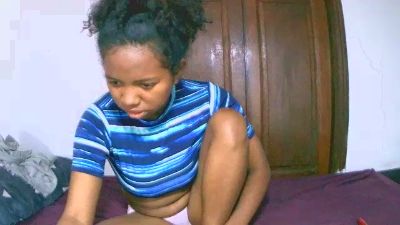 eugnie2 webcam model stream image