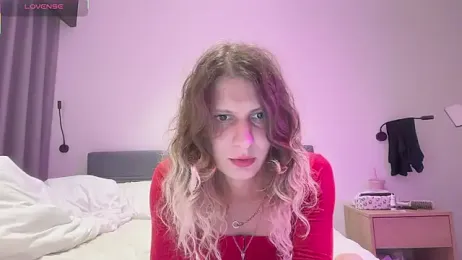 AlicePinkhead webcam model stream image