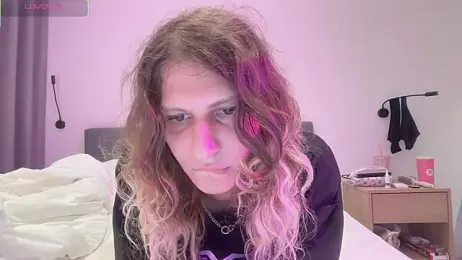 AlicePinkhead webcam model stream image