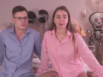 fluffy_hat webcam model stream image