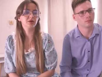 fluffy_hat webcam model stream image