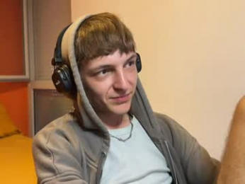 mimiro12 webcam model stream image