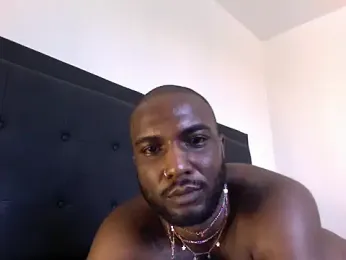 ElChocolateStand webcam model stream image