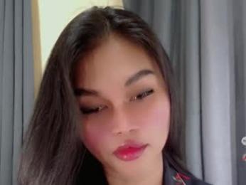 anaruru_ webcam model stream image