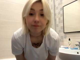milliimolly webcam model stream image