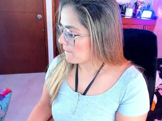 Ana Walton webcam model stream image