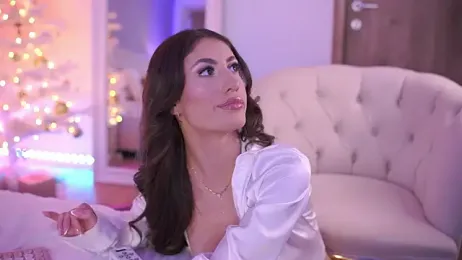 OhhAisha webcam model stream image