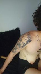 Megan222_ webcam model stream image