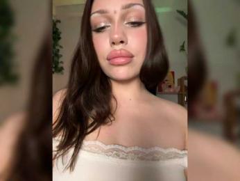 Iiiillllyyyy webcam bongacams model stream image