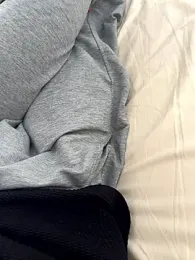 Aden_P2 webcam model stream image