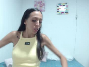 emily_x_charly webcam model stream image
