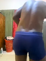 ThugMansion420 webcam model stream image