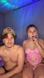 blopose_hot webcam model stream image