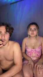 blopose_hot webcam model stream image