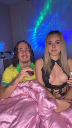 blopose_hot webcam model stream image