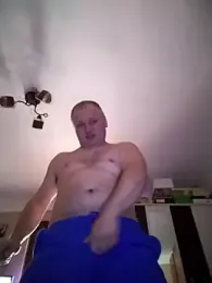 nudistu021 webcam model stream image