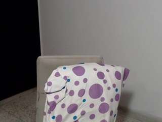 hugedanexxx webcam model stream image