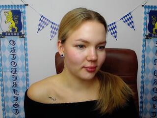 Stella Long webcam model stream image