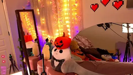 Angel-Lewd-Cake webcam stripchat model stream image