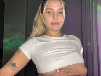 Alicemiumur webcam model stream image
