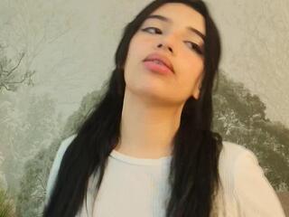 Millie Blu webcam model stream image