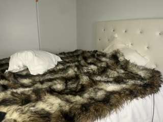 callmelovelie webcam model stream image