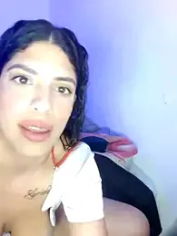 Shura_xxxBig webcam model stream image