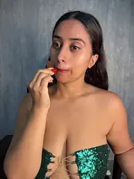 Valentinne_z webcam model stream image